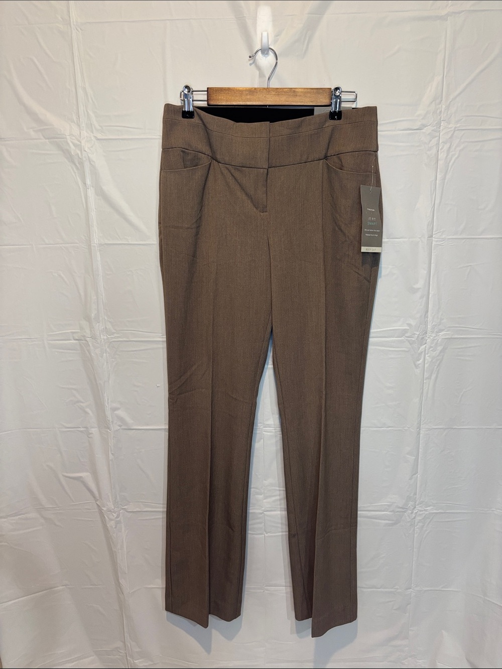 NWT Maurices It Fit Smart Bootcut Dress Pants Taupe Brown Size 7/8